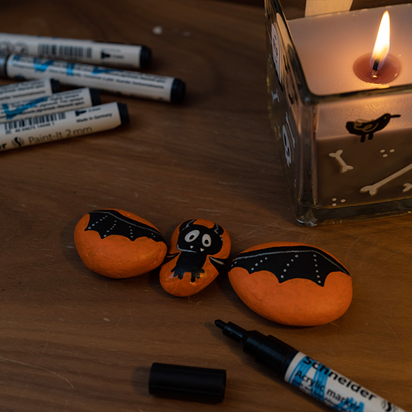 Halloween Steine bemalen