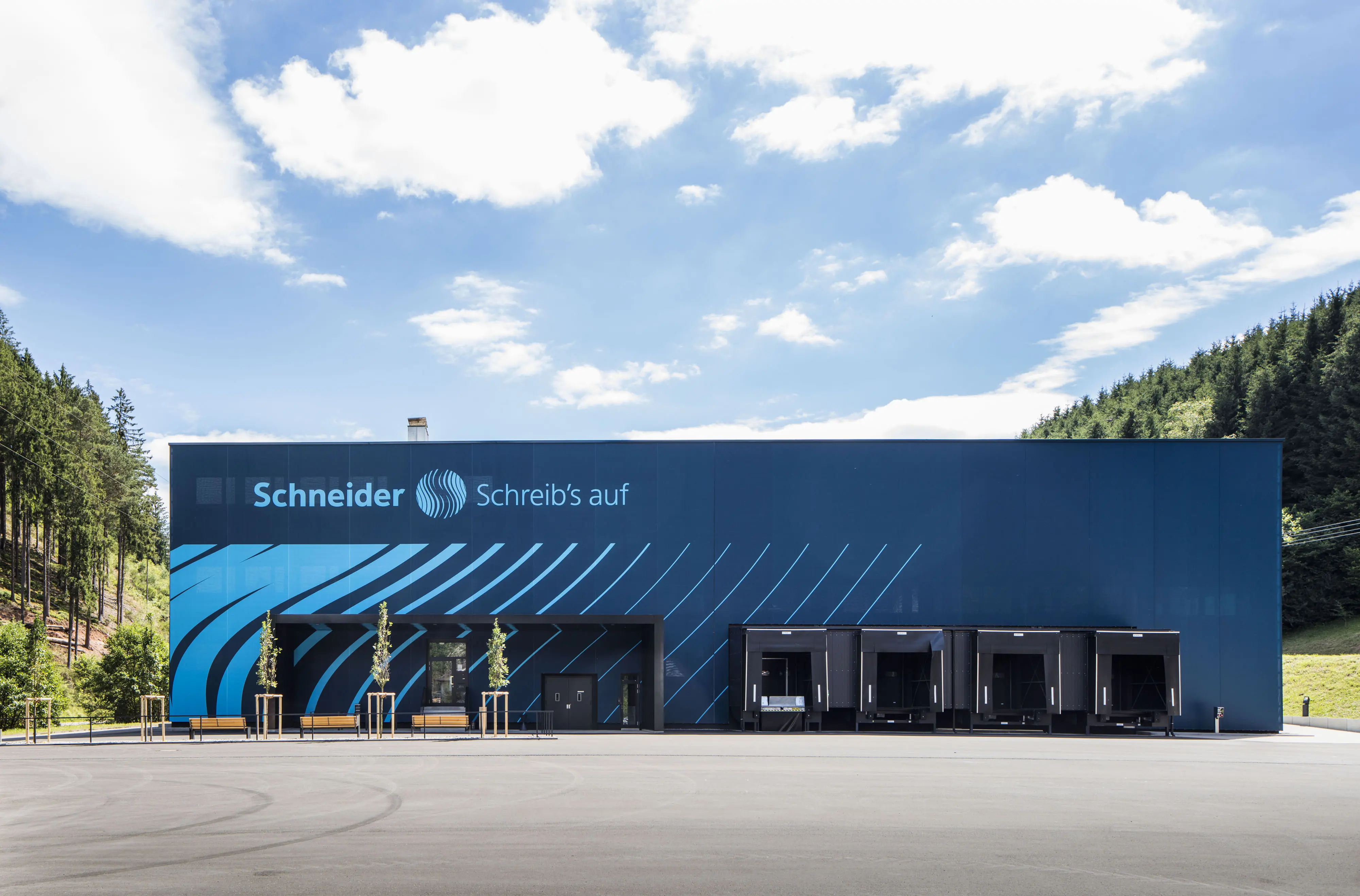 Schneider erhält Auszeichnung „Beispielhaftes Bauen“