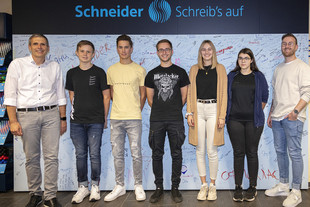 Schneider begrüßt die neuen Azubis 2021.